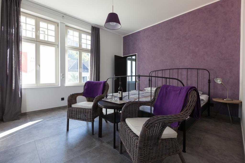 Guesthouse Altes Rathaus 로데스하임암라인 객실 사진